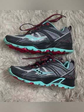 Saucony Women's Gray/Teal Trail Excursion Hiking Running Shoes Size USA 6